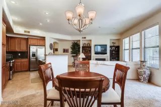 Photo #4: 6038006 Listing