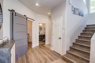 Photo #3: 6038080 Listing