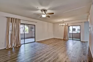 Photo #6: 6038118 Listing 