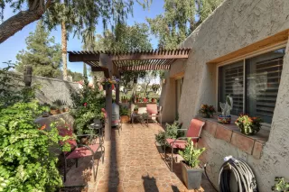 Photo #2: 6038186 Listing 