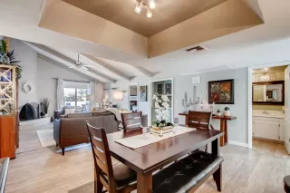 Photo #4: 6038205 Listing