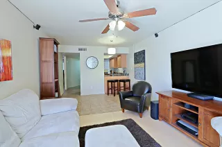 Photo #4: 6038602 Listing