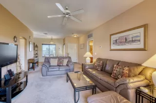 Photo #3: 6038630 Listing