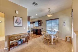 Photo #5: 6038630 Listing