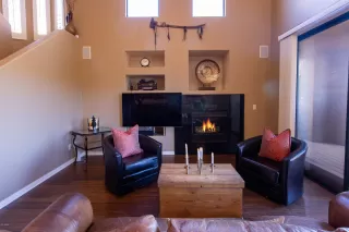 Photo #3: 6038886 Listing