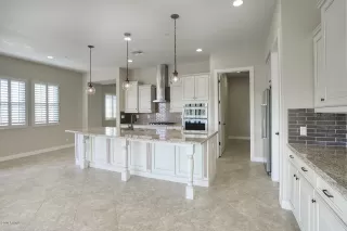 Photo #3: 6039001 Listing