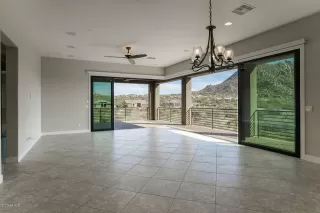 Photo #6: 6039001 Listing