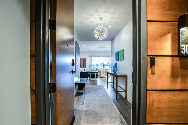 MLS: 6039101 Condo For Sale