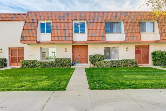 MLS: 6039237 Condo For Sale