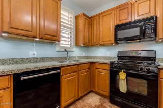 Photo #4: 6039640 Listing 