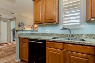 Photo #5: 6039640 Listing 