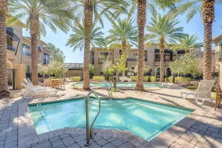 Photo #5: 6039819 Listing