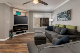 Photo #2: 6039847 Listing 