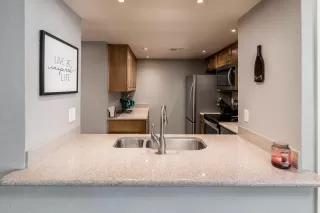 Photo #5: 6039847 Listing 