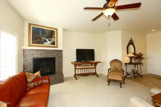 Photo #6: 6039909 Listing