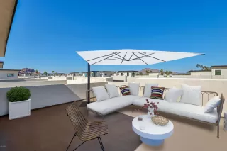 Photo #1: 6039943 Listing 