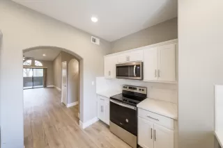 Photo #1: 6040048 Listing