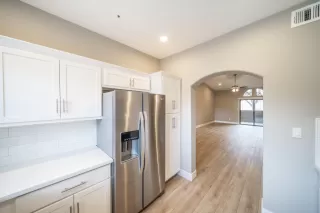 Photo #2: 6040048 Listing