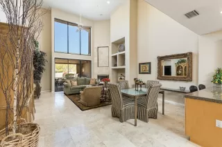 Photo #4: 6040453 Listing