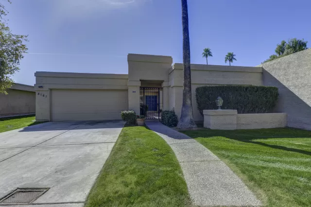 MLS: 6040458 Condo For Sale