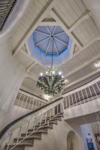 Photo #5: 6040464 Listing