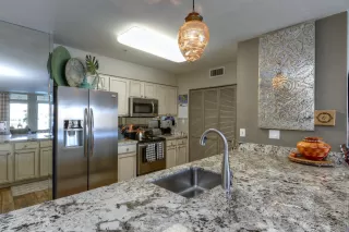 Photo #2: 6040597 Listing