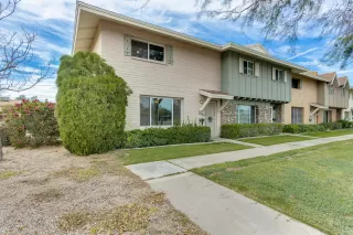 Photo #5: 6040721 Listing