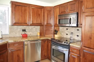 Photo #1: 6040782 Listing