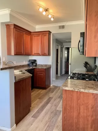 Photo #3: 6040908 Listing