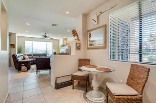 Photo #4: 6041261 Listing 