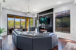 Photo #6: 6041314 Listing 