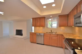 Photo #6: 6041902 Listing 