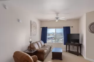 Photo #5: 6041914 Listing 