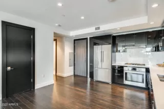 Photo #5: 6042038 Listing