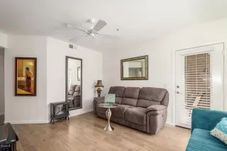 Photo #2: 6042141 Listing