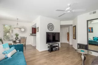 Photo #3: 6042141 Listing