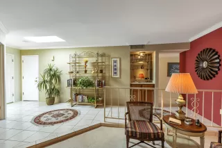 Photo #2: 6042308 Listing