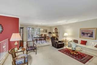 Photo #4: 6042308 Listing