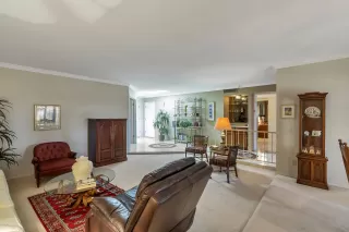 Photo #5: 6042308 Listing