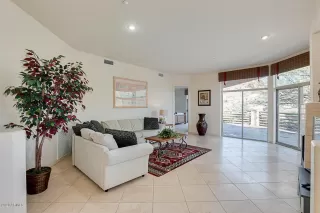 Photo #2: 6042379 Listing