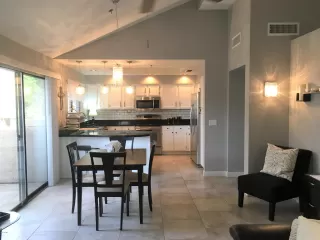 Photo #4: 6042404 Listing