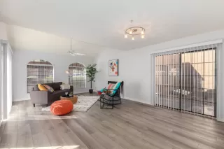 Photo #4: 6042533 Listing 