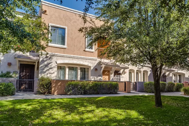 MLS: 6042614 Condo For Sale