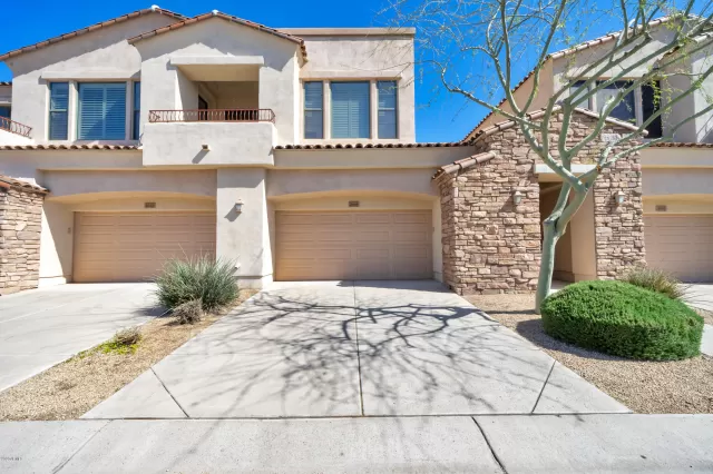 MLS: 6043052 Condo For Sale