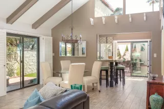 Photo #3: 6043176 Listing