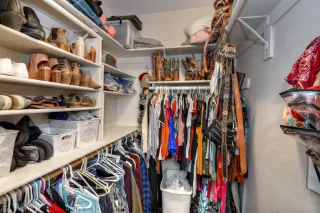 Photo #6: 6043617 Listing