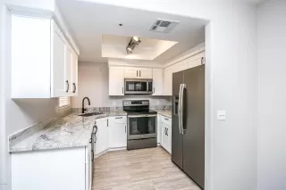 Photo #1: 6043748 Listing 