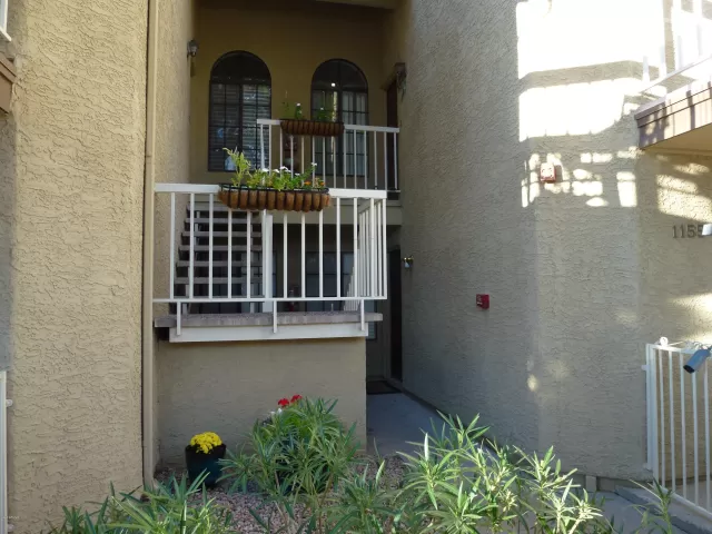 MLS: 6043784 Condo For Sale