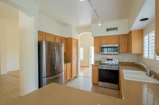Photo #6: 6043834 Listing