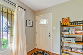 Photo #1: 6043897 Listing 